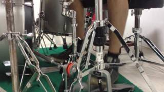 Video thumbnail for Pearl P932 Demonator double pedal by Lulu Batera TV