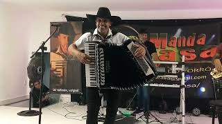 Olair Sanfoneiro tocando sucessos do Sanfoneiro Tostão Bailão Especial Espaço WM Retiro do Muriaé