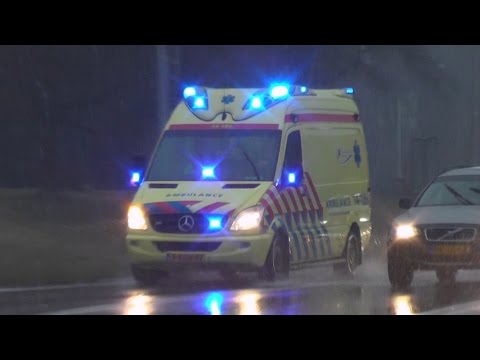 A1, Otaris Ambulance 14-186 Blaricum naar melding in Huizen
