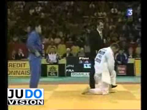 JUDO 2004 Tournois de Paris: Hiroshi Izumi (JPN) - Frederic Demontfaucon (FRA)