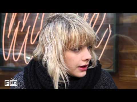 download lagu mp3 mp4 Annika Henderson, download lagu Annika Henderson gratis, unduh video klip Annika Henderson