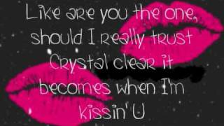 Miranda Cosgrove - Kissin&#39; U Lyrics