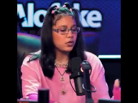 TOKISCHA defiende a ROSALÍA en una entrevista