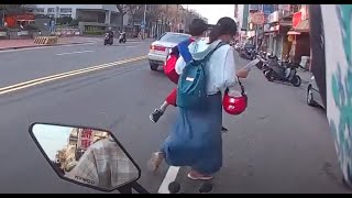 醫院在旁邊，行人隨你便