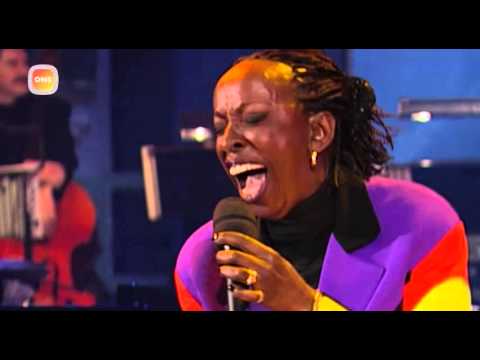 Cor Bakker ontvangt... (afl.7) - Madeline Bell