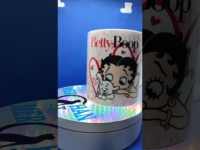 Vídeo relacionado con newseny Betty Boop Taza regalo para fans de la chica flapper más famosa - Regalo Taza de Betty Boop Merch, 320 ML (Betty Boop - Corazon Rojo)