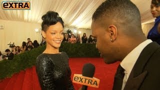 'Extra' Raw! All Dressed Up at the Costume Institute Gala