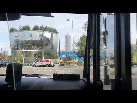 RET buslijn 44 van Rotterdam centraal naar Zuidplein (versnelt) in de RET 1415