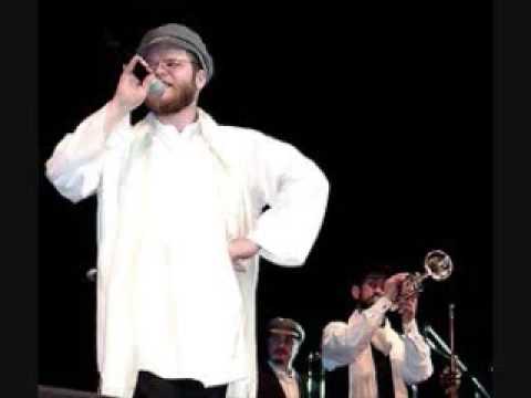 Pinchus Bobrovsky, Mamele