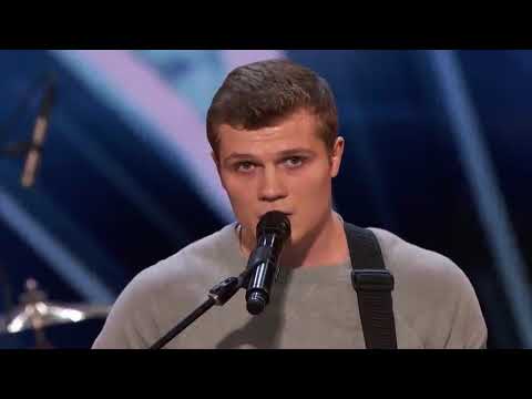 We Three  Family Band Performs Song Tribute For Mother With Cancer   America's Got Talent 2018