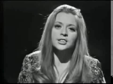 MARI TRINI      "Déjame soñar"