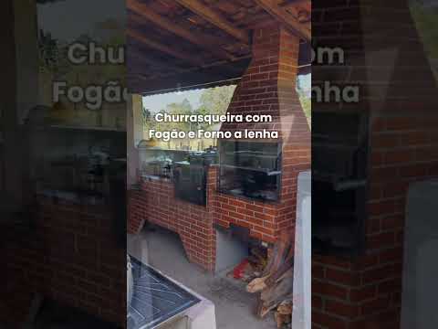 Chácara com Casa em Extrema/MG, 1.500m², 3 dormitórios (1 suíte), 2 lagos, garagem p/ 8 carros. Cod. 1180