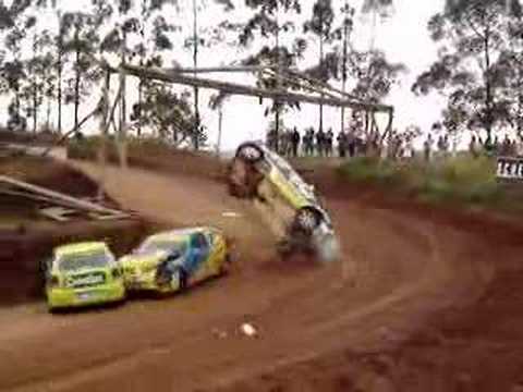 Terra Catarinense - Lontras-capotamento Rohden