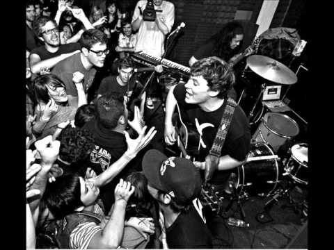 The Front Bottoms - Silver Shinbone (Bucket Song)