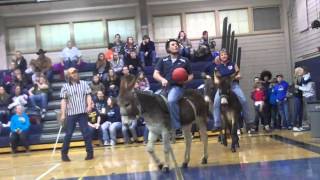 preview picture of video 'Donkey Basketball at Grangeville High School, March 6 (2)'