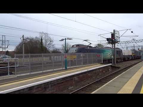 The Classes 88 & 68 DRS Nos.88002+68034 with FNA-D Nuclear Flask Wagon was passing at Carlisle.
