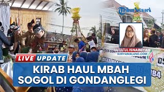 Grebeg Suro Haul Mbah Sogol, Ribuan Warga Gondanglegi Malang Berebut Tumpeng Hasil Bumi