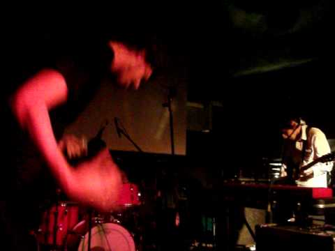 Liars - Broken Witch (Live 11/05/2010 @ Unwound Club, Padova)