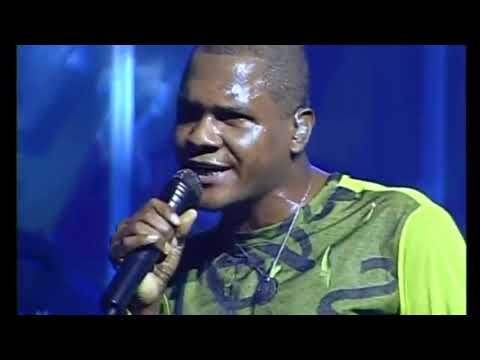 Pot-pourri Romântico - Araketu - Sempre Será/ Nossa Guerra Santa / Tá na Cara