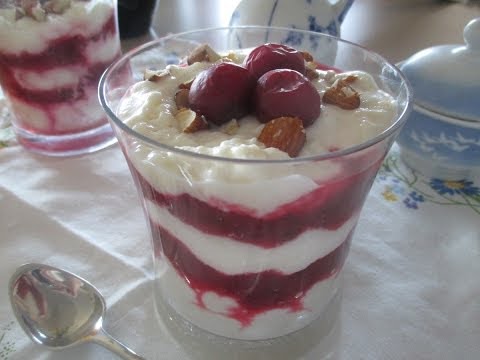 Gooseberry Fool Recipe- A delicious dessert to celebrate April Fool's Day! Stikkelsbær dessert