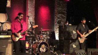 Los Lonely Boys @The City Winery, NY 7/18/17 Roses