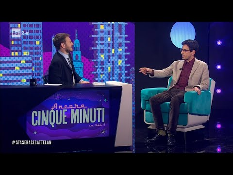 Cattelan intervista Valerio Lundini - Stasera c'è Cattelan su Raidue 27/10/2022