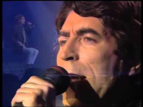 Joaquín Sabina - A la orilla de la chimenea