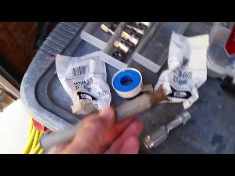 Pressure washing hose repair fitting for 4000 psi hose