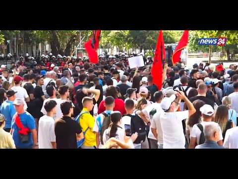 🔴Revoltë para Parlamentit në ditën e 54-ët të protestave për largimin e Ramës