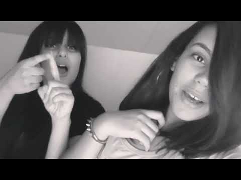 فتاتان جميلتان يقلدان اغنيةMa Khasser walou ل VAN ft Hanane EL khader&Mehdi mozayine