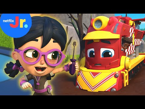 Sneaky Stella's Train Race Tricks! 😱 Mighty Express: Mighty Trains Race | Netflix Jr