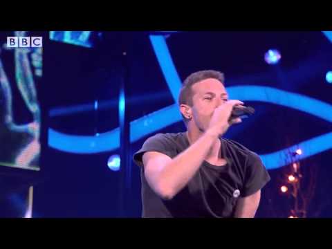 Coldplay   A Sky Full Of Stars at BBC Music Awards 2014 clip3