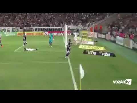 Gol de Maikon Leite e show da torcida