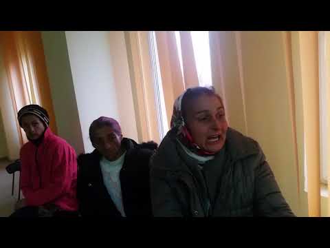 Cei din Budești au venit la Primărie  Ei îl susțin pe primar  Iată de ce