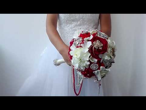 download lagu mp3 mp4 Red And White Brooch Bouquet, download lagu Red And White Brooch Bouquet gratis, unduh video klip Red And White Brooch Bouquet