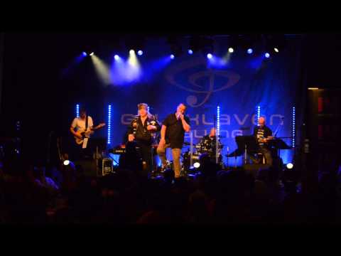 Olle Jönson och Jack Vreeswijk sjunger "Brev från kolonien"