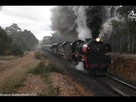 R707, H3 and H5 on 707 Operations' "The Grainlander" 7/5/22 to 8/5/22