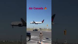 Download lagu Air Canada landing at Toronto Pearson Airport on June 25th, 2022. ❤️🇨🇦🔒❤️4️⃣🇨🇦 mp3
