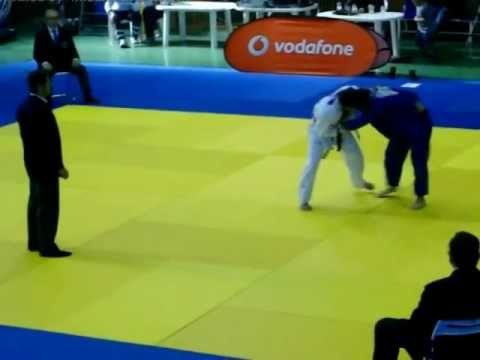 semi final Greek judo 60kg Savvidis-Popovidis.avi