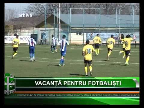 VACANȚĂ PENTRU FOTBALIȘTI