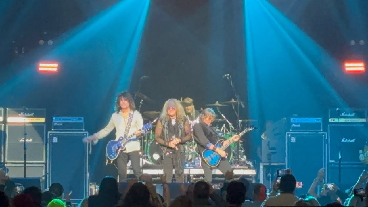 Black &lsquo;N Blue &ldquo;Hold On To 18&rdquo; KISS Kruise Las Vegas 11-16-25 - YouTube