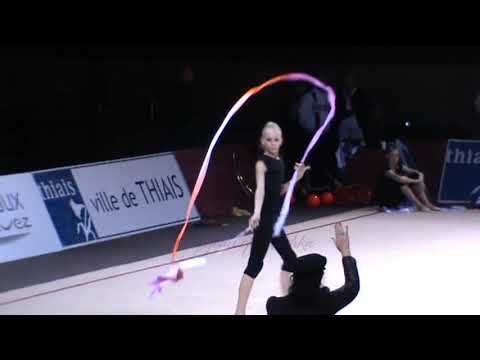Yana KUDRYAVTSEVA (RUS) ribbon - 2014 Thiais podium trainings