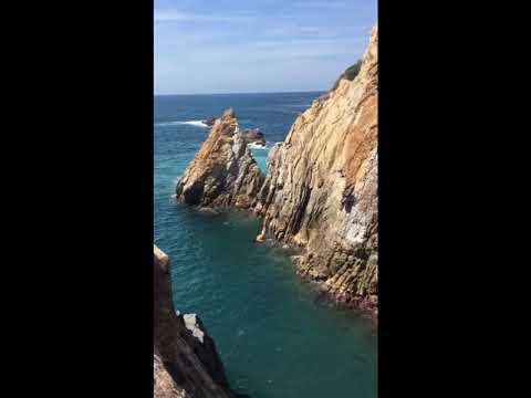 Acapulco Cliff Divers ! Mexico