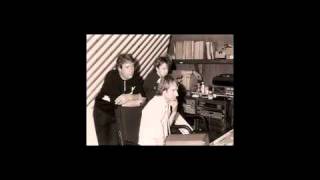 &#39;Wild Thing&#39; 12 inch dance version by Suzie Quatro &amp; Reg Presley of The Troggs