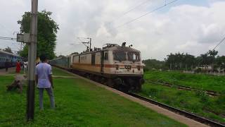 preview picture of video '22867 Durg Humsafar with SECR BHILAI WAP7'