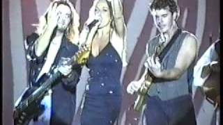 MARTA SANCHEZ EL JUEGO HA TERMINADO/ MOJA MI CORAZON EN CONCIERTO GIRA AZABACHE