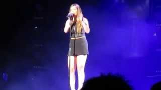 Jacquie Lee - Broken Ones (The Voice Tour 2014)