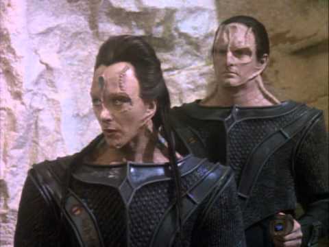 ONE OF THE BEST MOMENTS IN STAR TREK HISTORY!