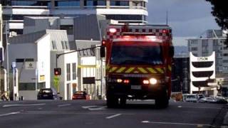 preview picture of video 'Fire Control Unit Responding, Auckland City, 12 Apr 2010'