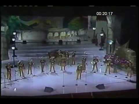 CRUCIFIJO DE PIEDRA-ARTURO VARGAS CON EL MARIACHI AMERICA